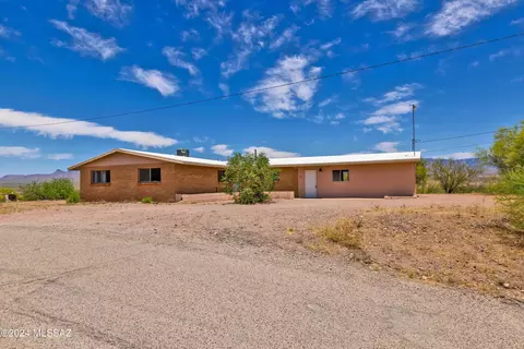 509 S Vine Ave, Mammoth, AZ 85618