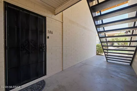8050 E Broadway Blvd #D106, Tucson, AZ 85710