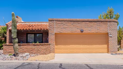 2762 S Via Del Bac, Green Valley, AZ 85622