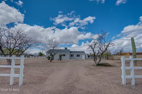 5754 S 6th Ave, Tucson, AZ 85706