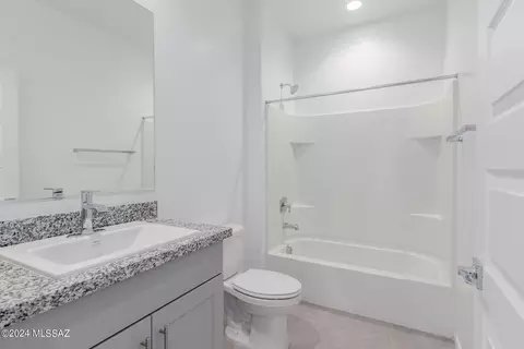 Bath - 12218 E Ava Lynn Dr, Vail, AZ 85641 photo 2 of 2