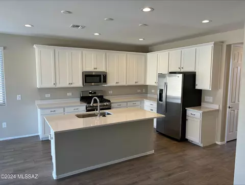 10598 W Herscher St, Marana, AZ 85653
