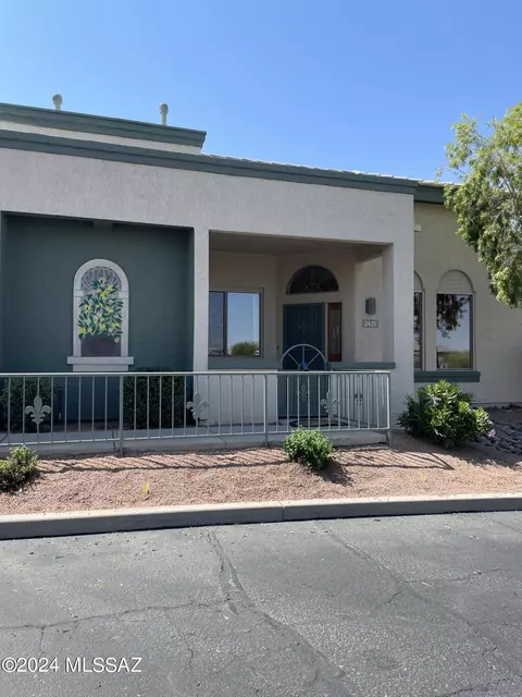 2425 W Via Di Silvio, Tucson, AZ 85741