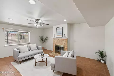 4082 E Sylvane Dr, Tucson, AZ 85711 photo 7