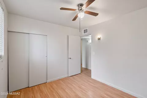 4082 E Sylvane Dr, Tucson, AZ 85711 photo 25