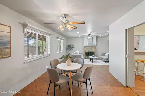 4082 E Sylvane Dr, Tucson, AZ 85711 photo 11