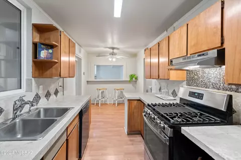 4082 E Sylvane Dr, Tucson, AZ 85711 photo 15