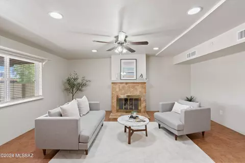 4082 E Sylvane Dr, Tucson, AZ 85711 photo 8