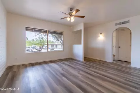 1846 W Dominy Street Rd, Tucson, AZ 85713