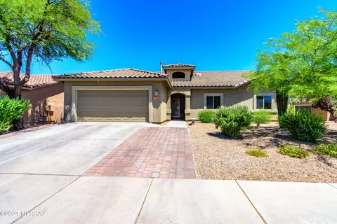 7866 N Blue Brick Dr, Tucson, AZ 85743