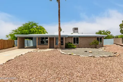 9725 E Burnett St, Tucson, AZ 85730