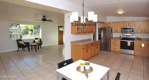 5338 E 4th St, Tucson, AZ 85711 photo 8