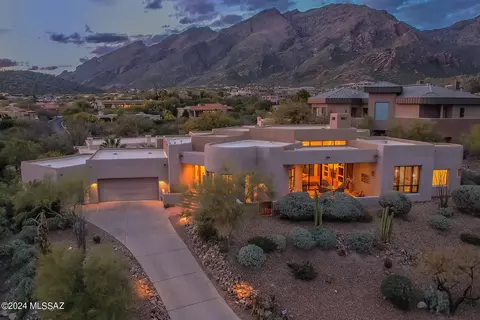 6427 N Lazulite Pl, Tucson, AZ 85750