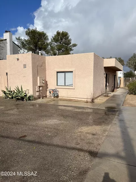 224 W Laguna St, Tucson, AZ 85705