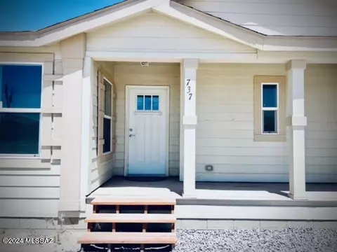 737 S Rustic Way, Thatcher, AZ 85552 photo 2