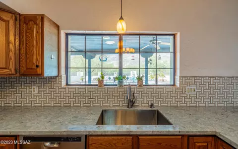 12151 E Snyder Rd, Tucson, AZ 85749 photo 21