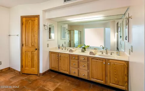 12151 E Snyder Rd, Tucson, AZ 85749 photo 14