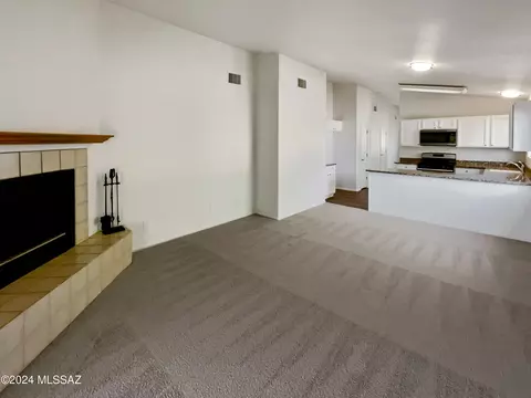 Living - 6451 E Wolfhead Dr, Tucson, AZ 85730 photo 2 of 4
