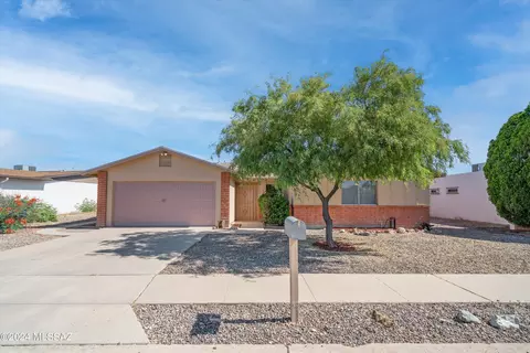 9341 E Colette St, Tucson, AZ 85710