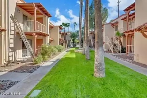 3357 N Country Club Rd #40, Tucson, AZ 85716