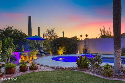 971 W Wheatgrass Pl, Tucson, AZ 85737