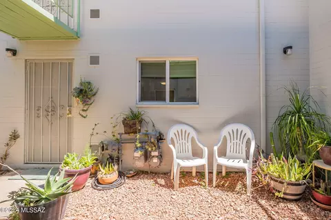 1776 S Palo Verde Ave #N102, Tucson, AZ 85713