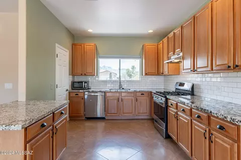 3549 E Silver Buckle Pl, Tucson, AZ 85739 photo 10