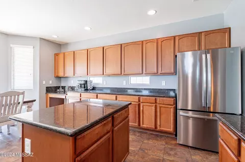 Kitchen - 12519 E Red Iron Trl, Vail, AZ 85641 photo 1 of 3