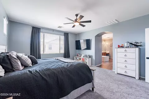 Bedroom - 12519 E Red Iron Trl, Vail, AZ 85641 photo 2 of 5