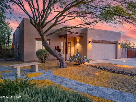 9386 S Avenida Mochuelo, Vail, AZ 85641