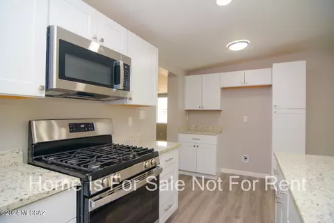 4939 E 24th St, Tucson, AZ 85711 photo 9