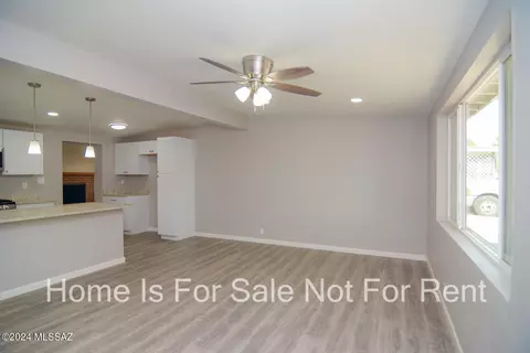 4939 E 24th St, Tucson, AZ 85711 photo 4