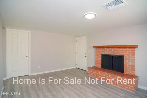 4939 E 24th St, Tucson, AZ 85711 photo 11
