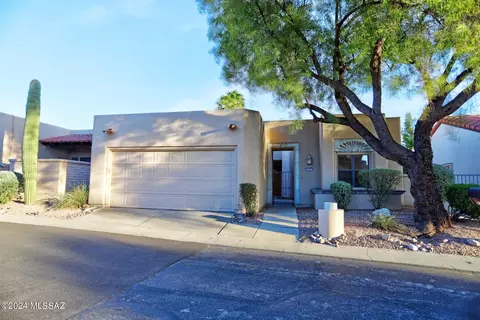 4054 E Quiet Moon Dr, Tucson, AZ 85718