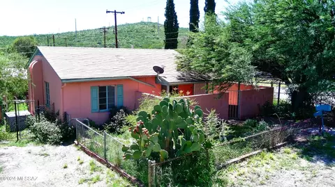 56 Holbrook Ave, Bisbee, AZ 85603