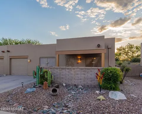 3732 S Paseo De Los Nardos, Green Valley, AZ 85614
