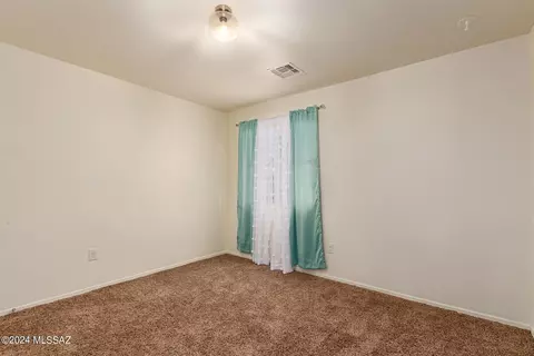 Bedroom - 8904 E Abrams Loop, Tucson, AZ 85710 photo 2 of 3