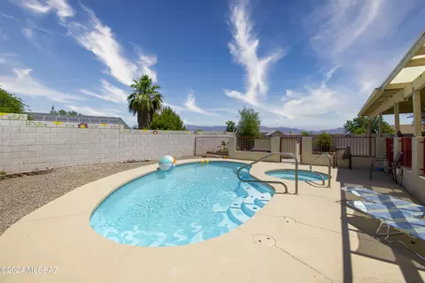 8909 E Apache Well Pl, Tucson, AZ 85730 photo 31