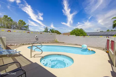 8909 E Apache Well Pl, Tucson, AZ 85730 photo 29