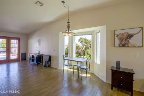 8909 E Apache Well Pl, Tucson, AZ 85730 photo 7