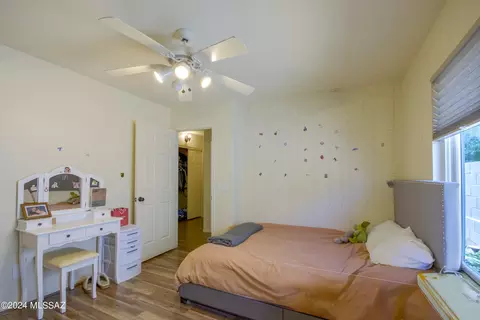 8909 E Apache Well Pl, Tucson, AZ 85730 photo 18