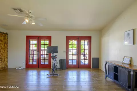 8909 E Apache Well Pl, Tucson, AZ 85730 photo 8