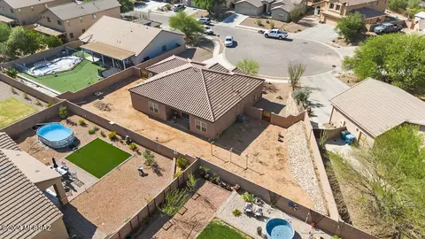 587 W Willis Pl, Vail, AZ 85641 photo 3