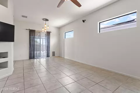 10476 S Frontier Ranch Pl, Vail, AZ 85641 photo 7