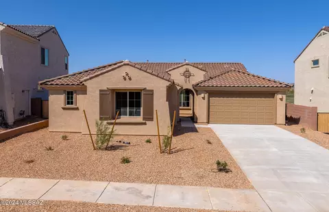 8108 S Expedition Dr, Tucson, AZ 85747