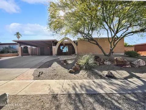 2611 S Pace E Dr, Tucson, AZ 85730