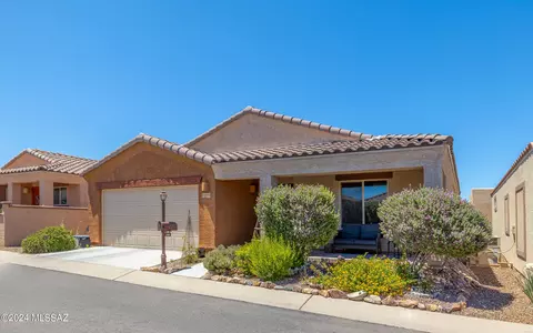 1166 W Calle Trio Los Panchos, Sahuarita, AZ 85629