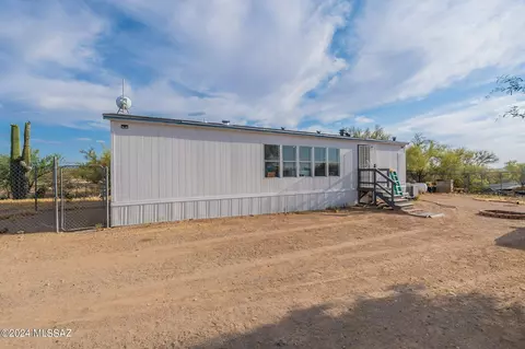 2660 S Desert Rose Dr, Tucson, AZ 85735