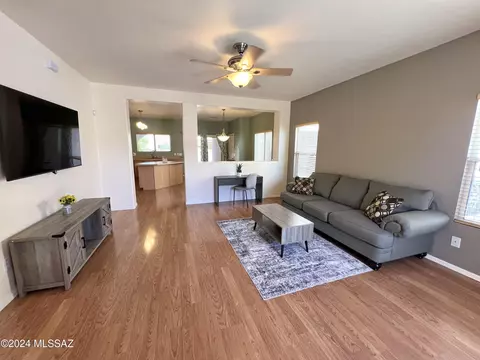 4185 E Babbling Brook Dr, Tucson, AZ 85712