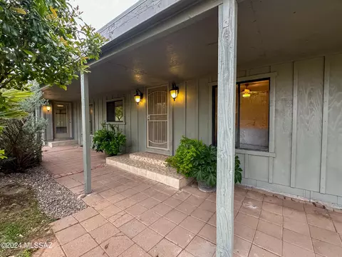 27851 S Rain Valley Rd, Elgin, AZ 85611